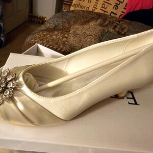 Elegant Park Wedding Heels